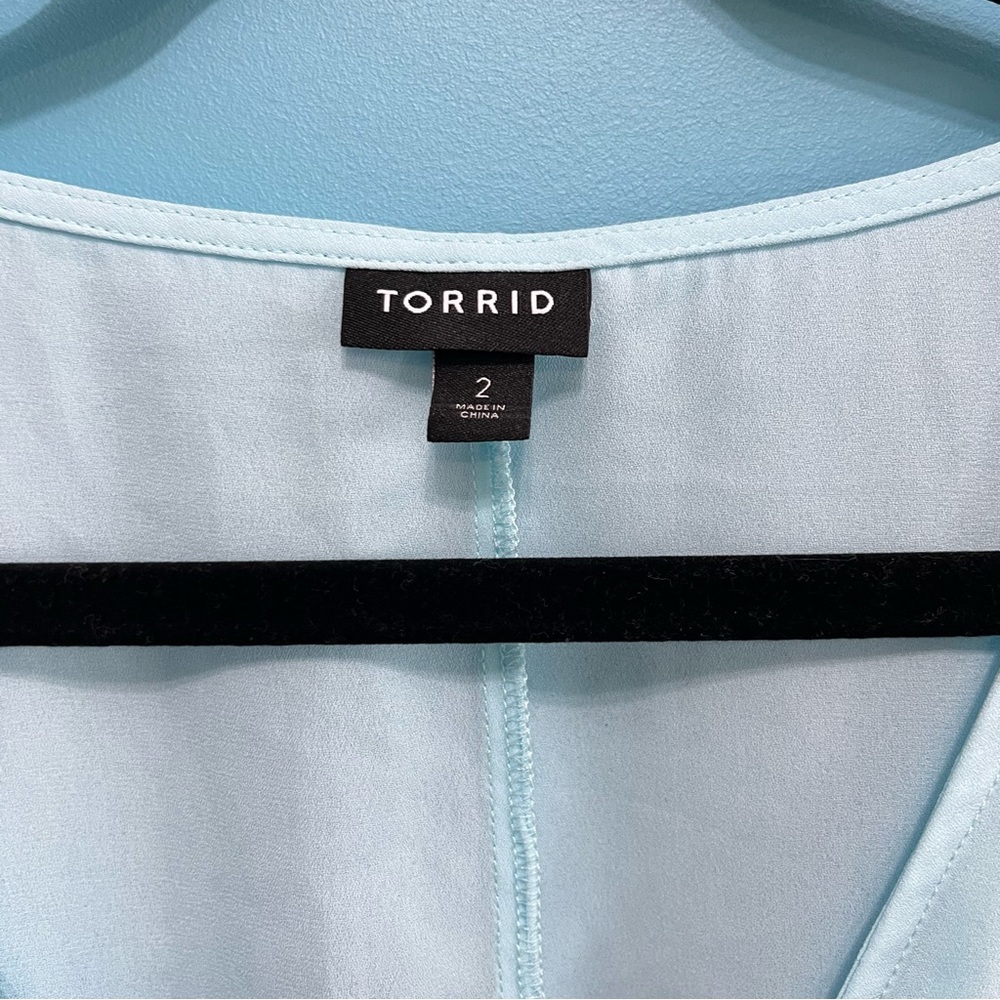 Torrid Georgette Twist Surplice Flutter Sleeve Bl… - image 5